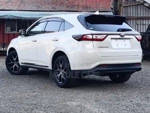 Toyota Harrier 2019 Pearl
