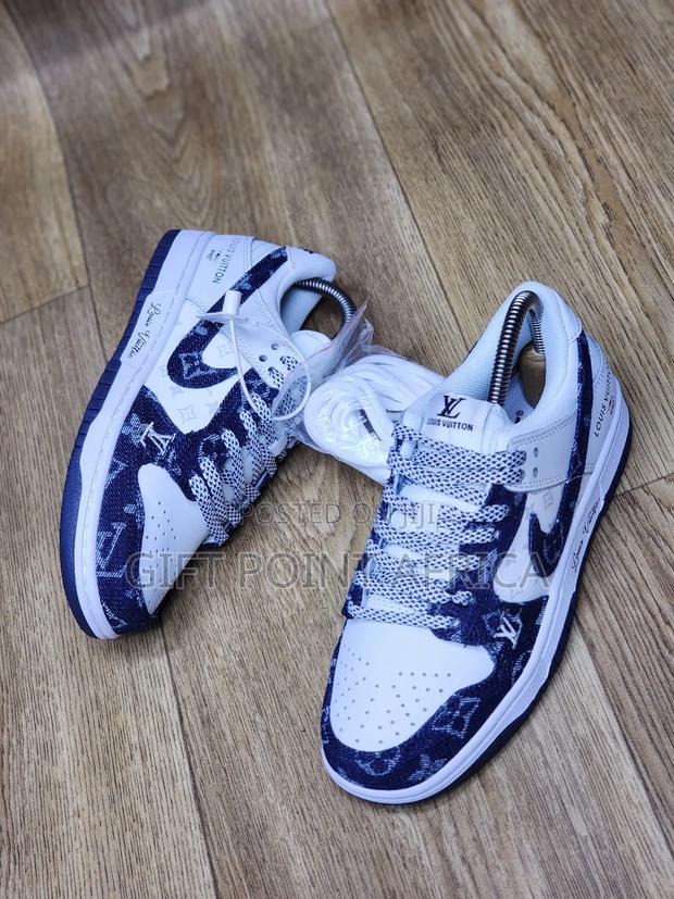Louis Vuitton X Nike Dunk Low Sneakers - thumbnail 4