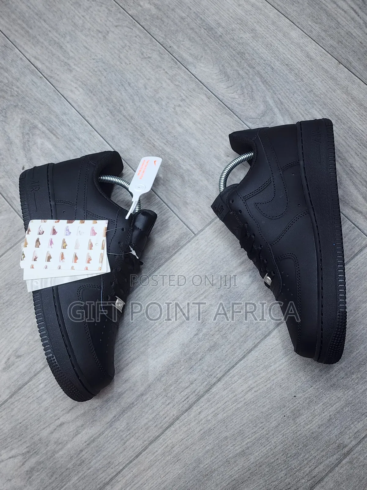 Leather Nike Airforce 1 Sneakers In Black