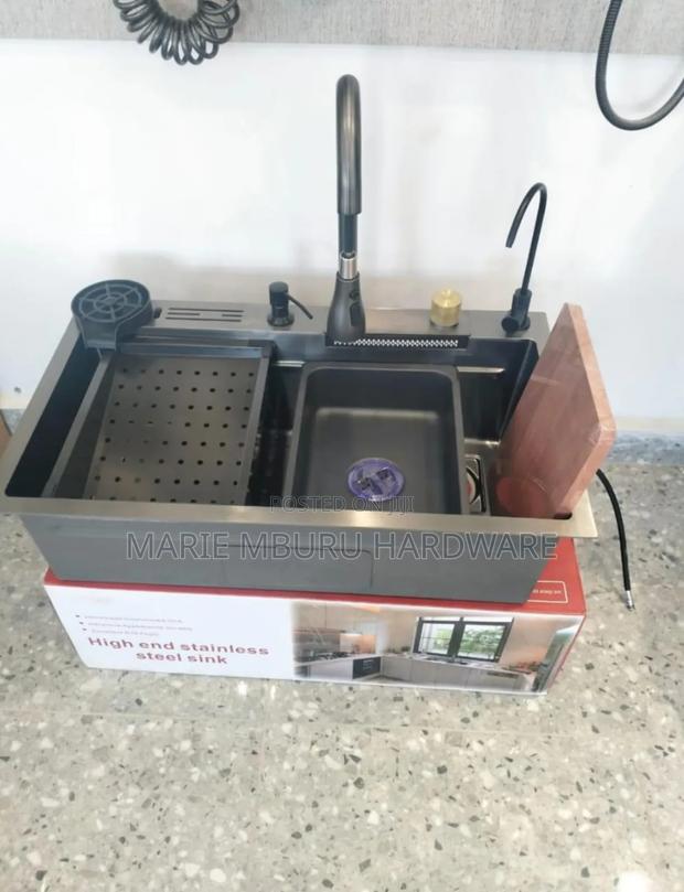 Class Kitchen Sink - main view