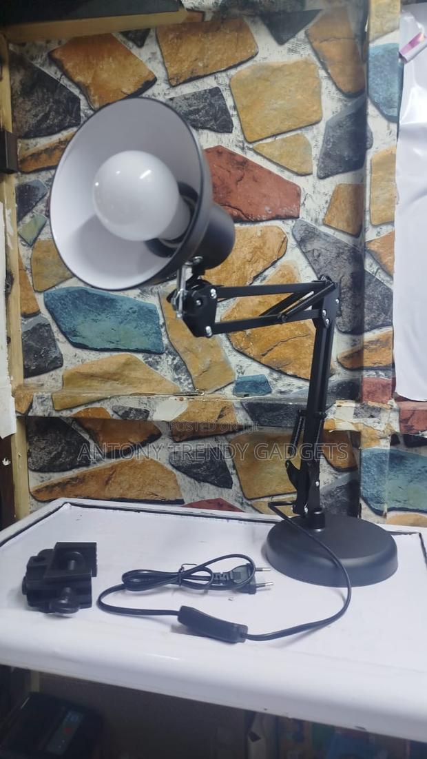 E27 Reading Desk Lamp With Clamp Mount And Base