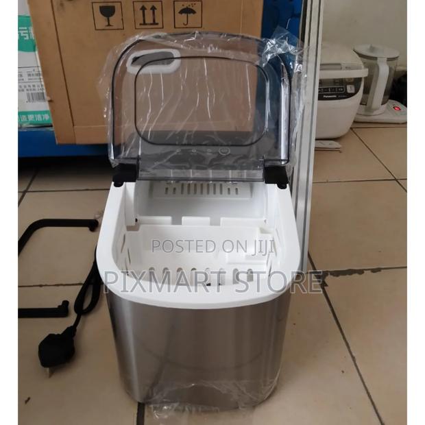 High Capacity 15l Ice Cube Maker for Home and Business
