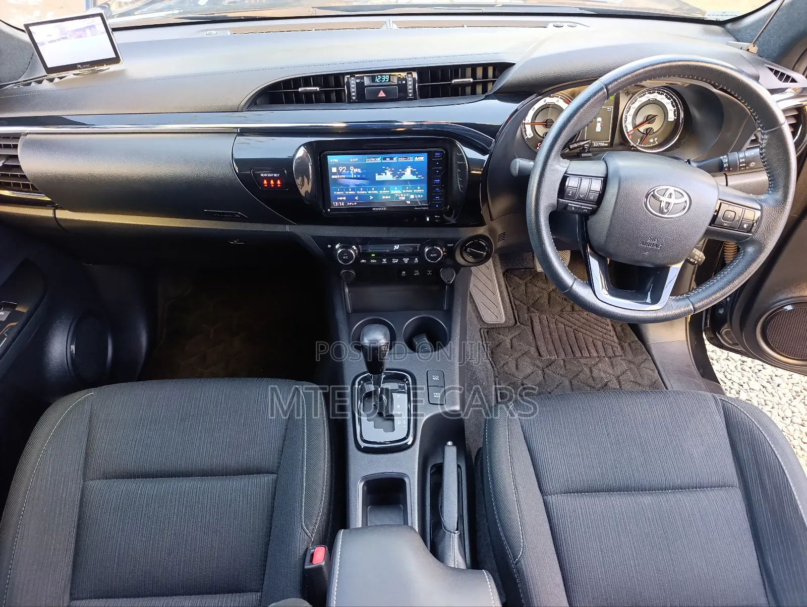 Toyota Hilux 2019 Black