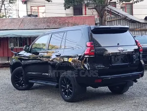 Toyota Land Cruiser Prado 2021 Black