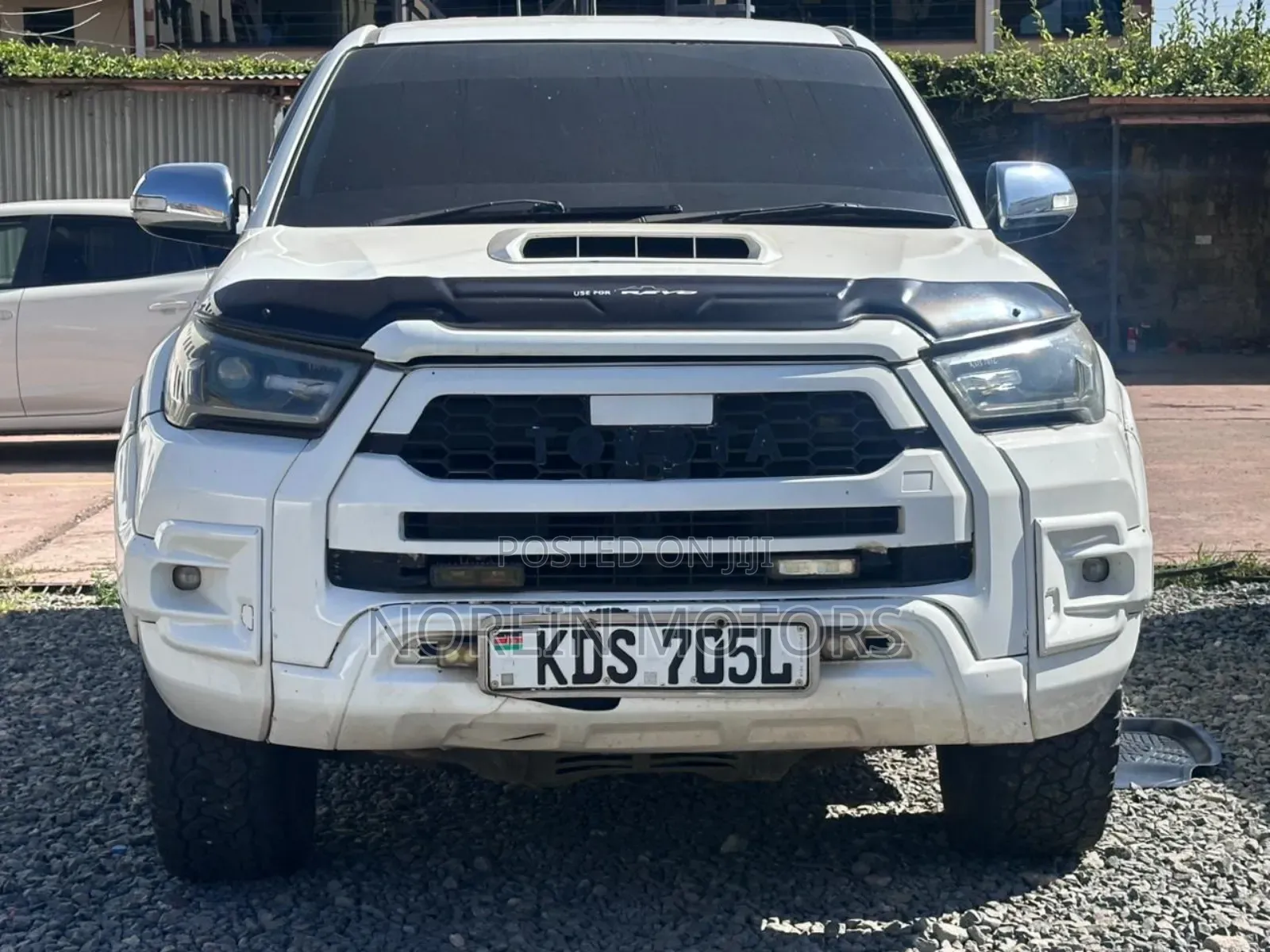 Toyota Hilux 2016 White