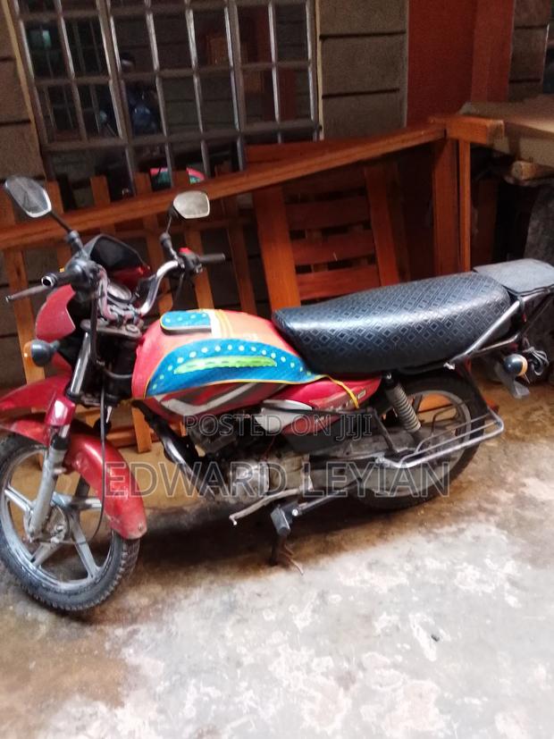 TVS HLX 125 2016 Red