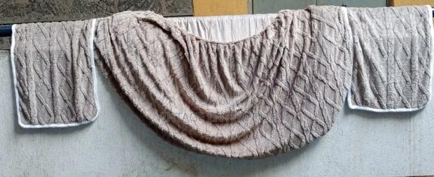 Jacquard Sherpa Fleece Fitted Cover - thumbnail 2