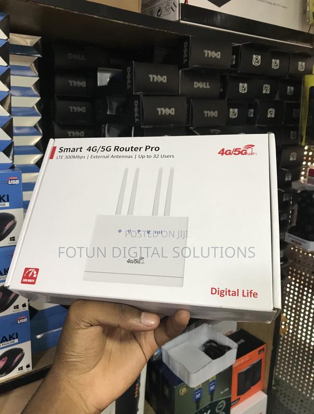Advanced 4g/5g Router Pro - 300mbps, Wan Failover, Up to 32 Devices - main view