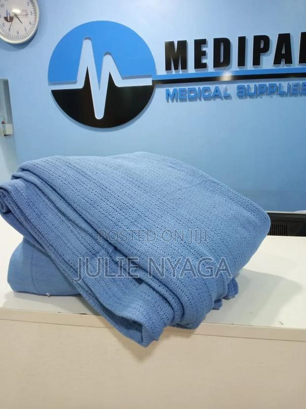 Hospital Cellular Blankets