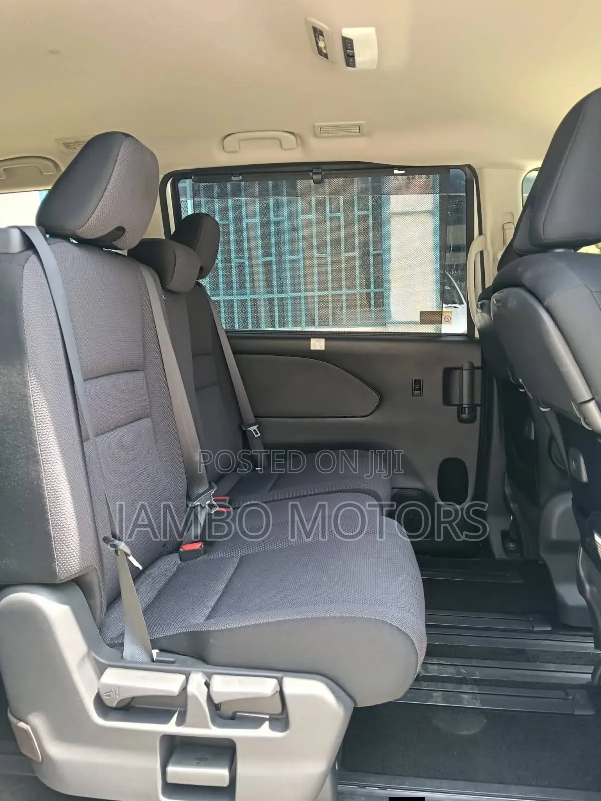 Nissan Serena 2019 White