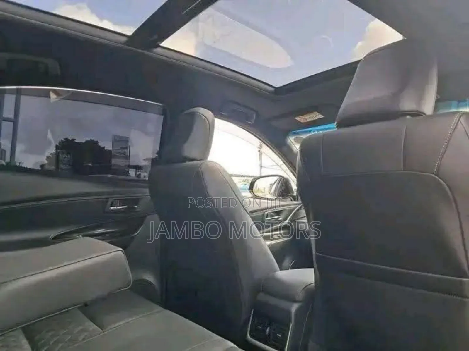 Toyota Harrier 2.0 2019 White