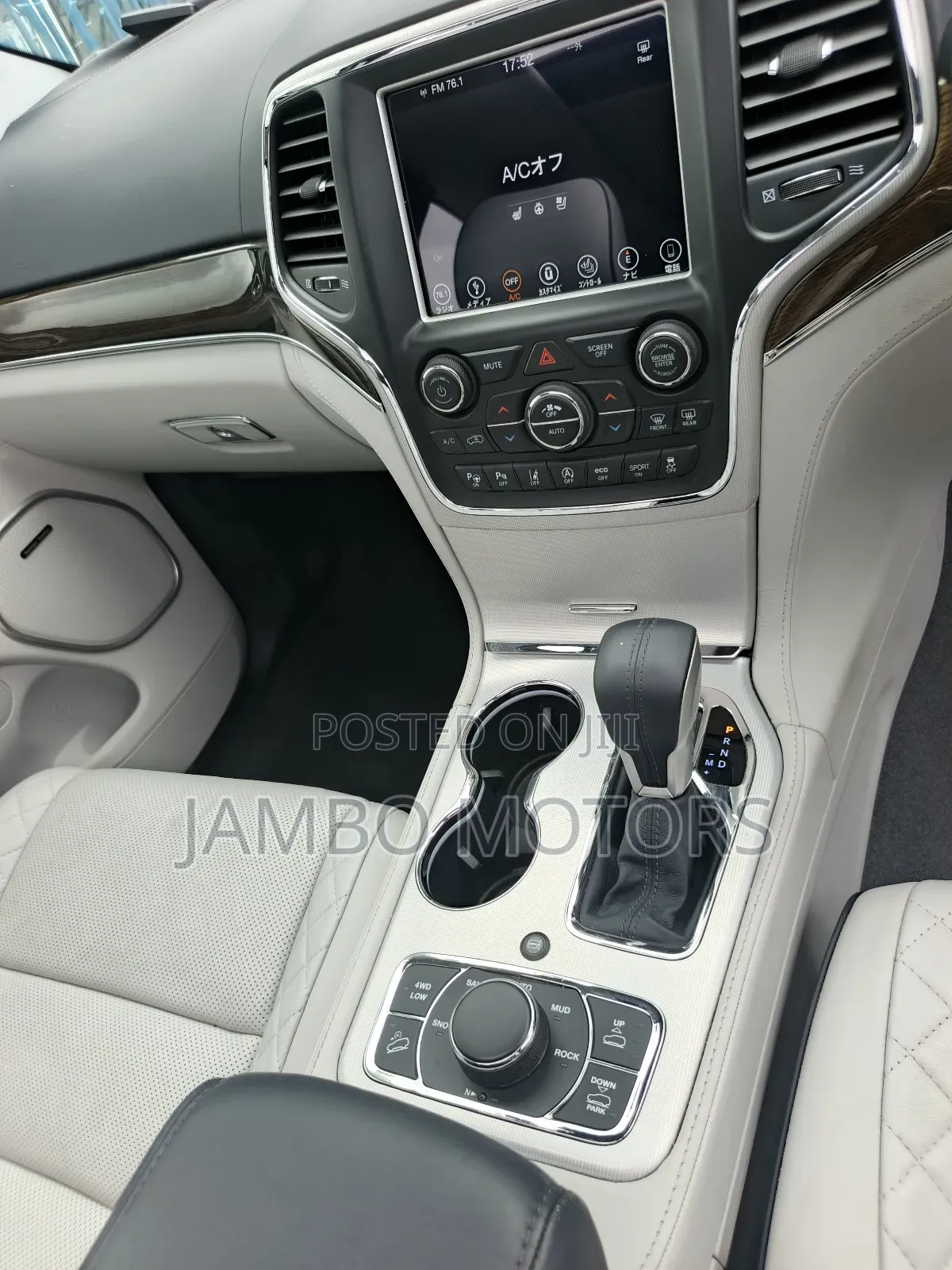 Jeep Grand Cherokee Summit 4dr 4x4 2019 Black
