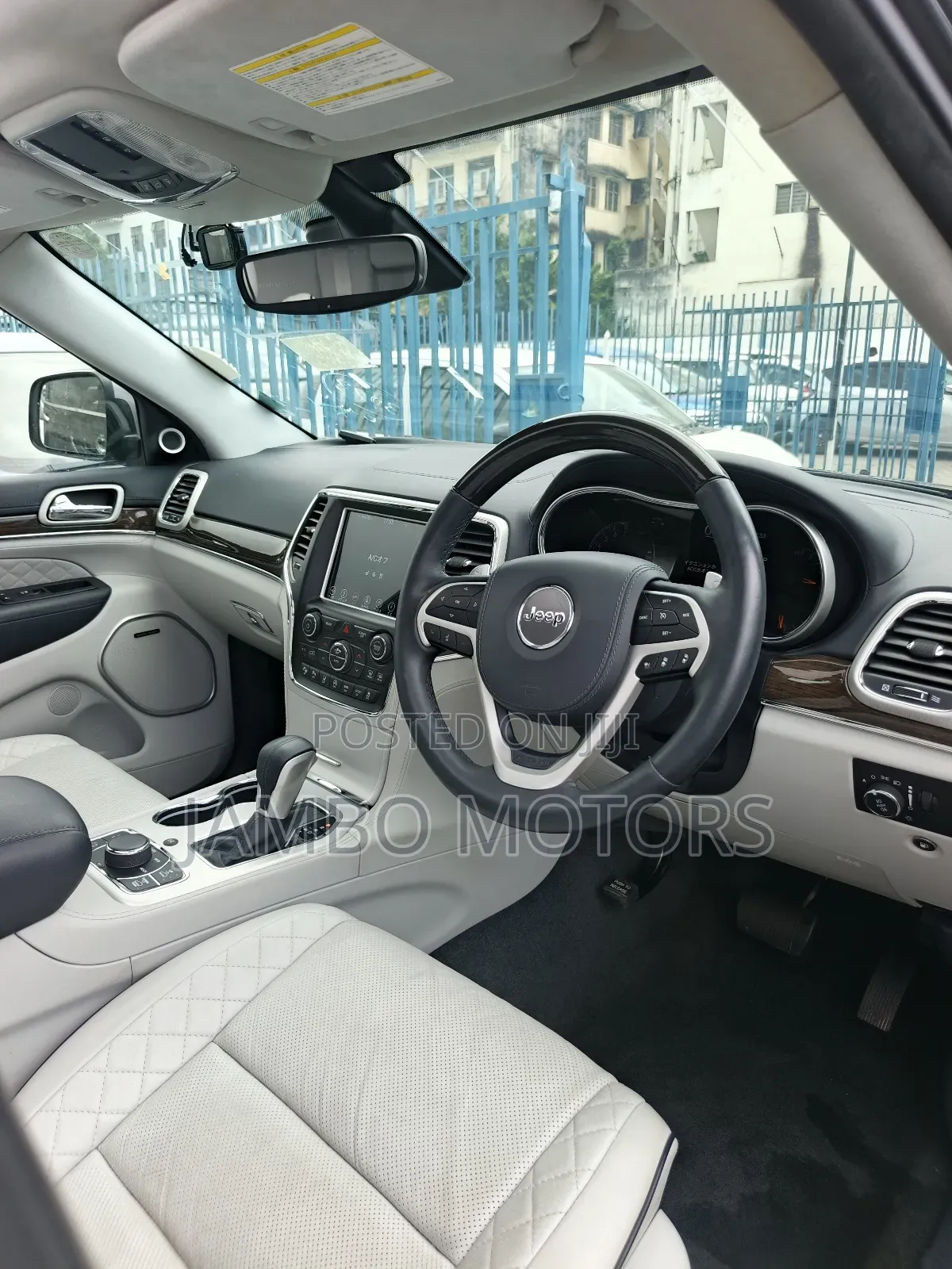 Jeep Grand Cherokee Summit 4dr 4x4 2019 Black