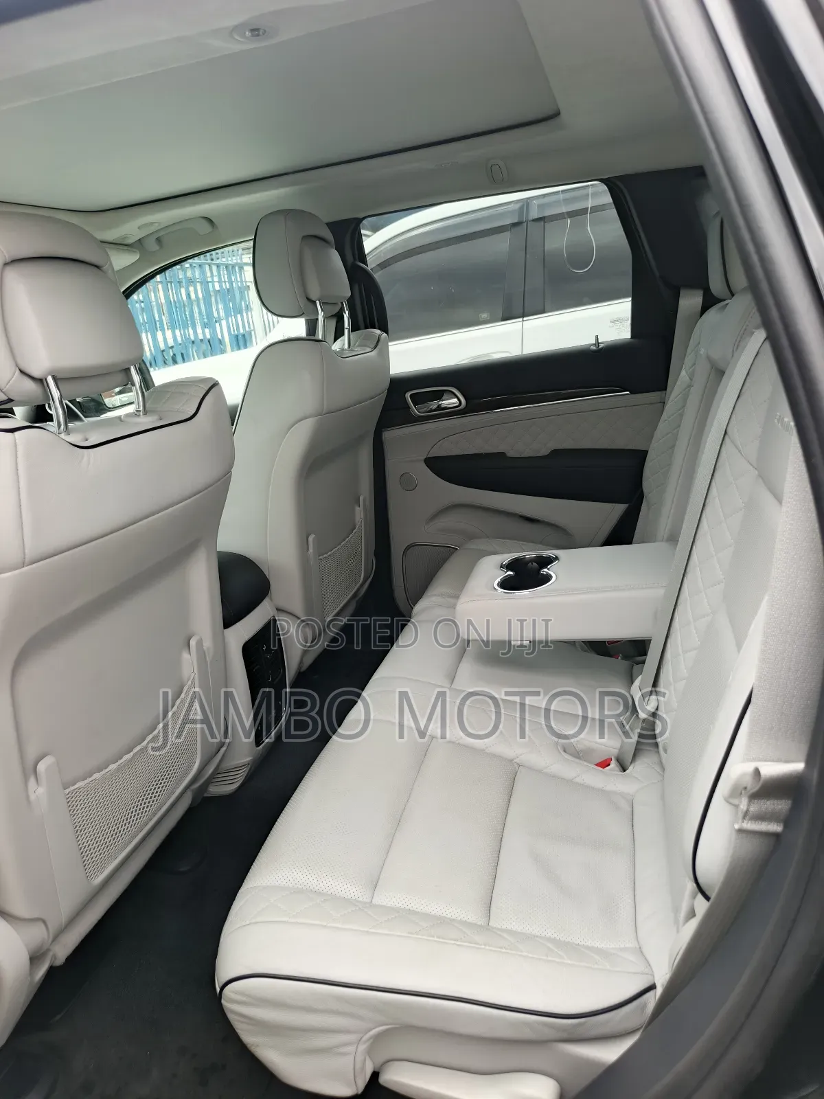 Jeep Grand Cherokee Summit 4dr 4x4 2019 Black