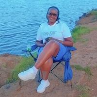 Hellen Wainaina logo