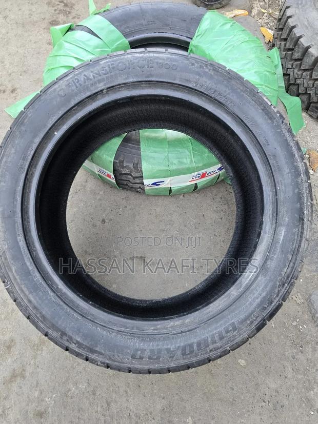 245/45r18 Goddard Tyre - thumbnail 3