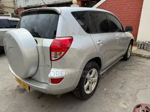 Toyota RAV4 2007 Silver