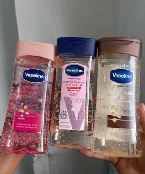 Vaseline Oil - main view