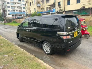 Toyota Vellfire 2013 Black