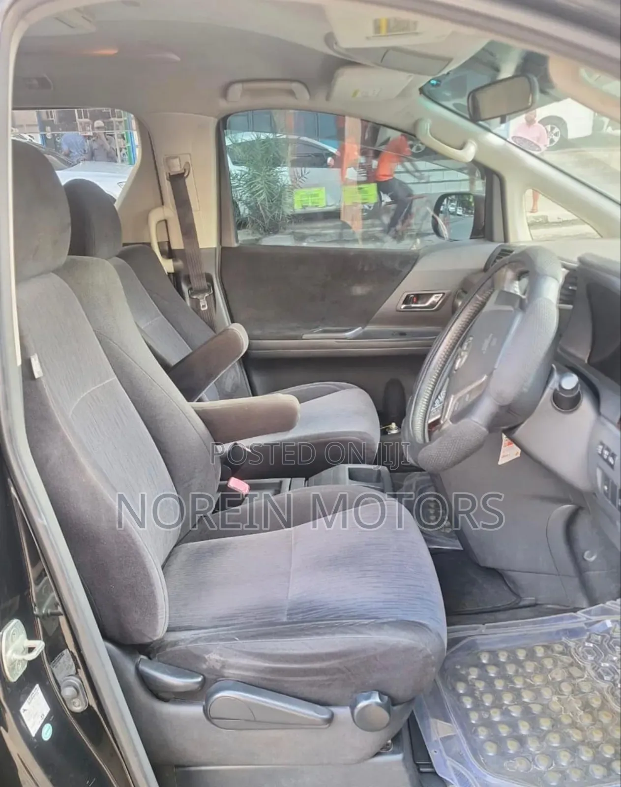 Toyota Vellfire 2013 Black