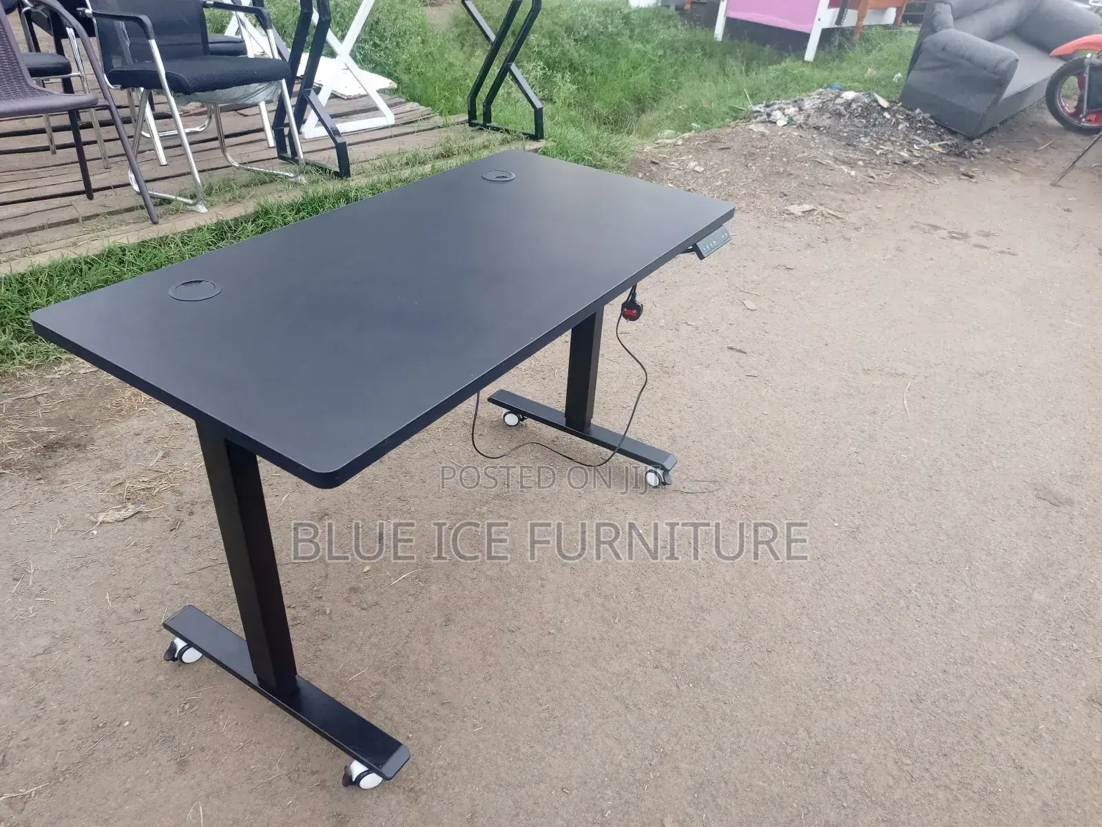 Black Adjustable Table