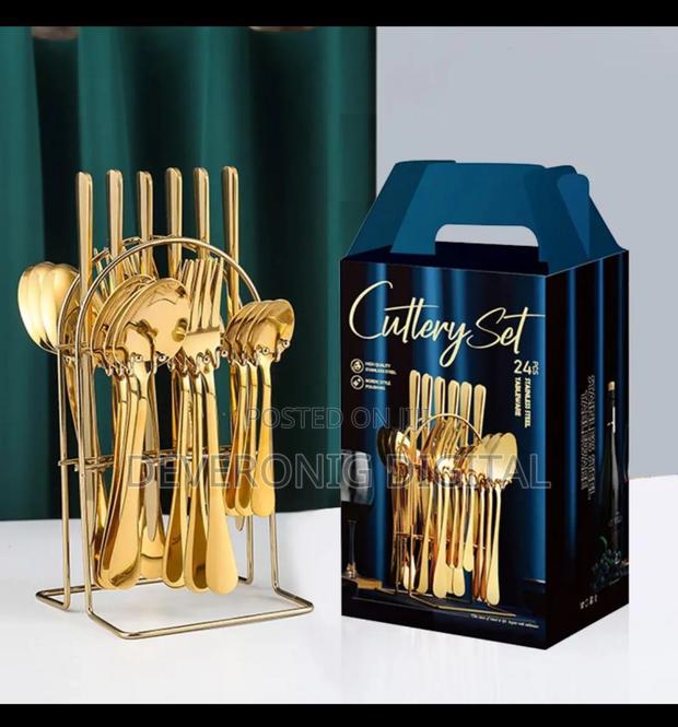 Pure Gold Cultelery - main view