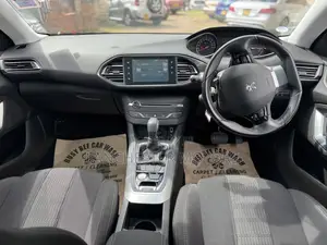 Peugeot 308 2016 Blue