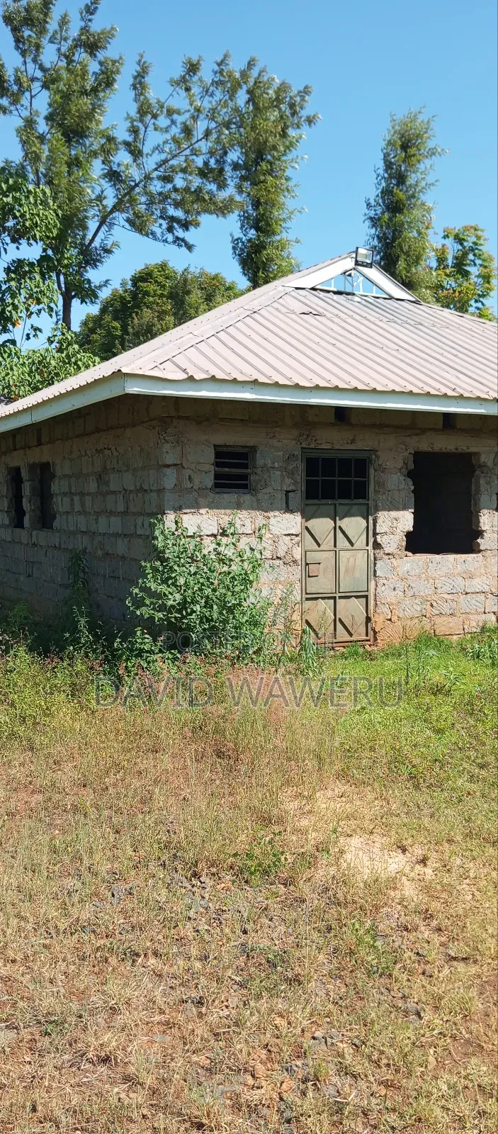 Maragwa Avery Prime 100 by 100 Plot With House's for Sale