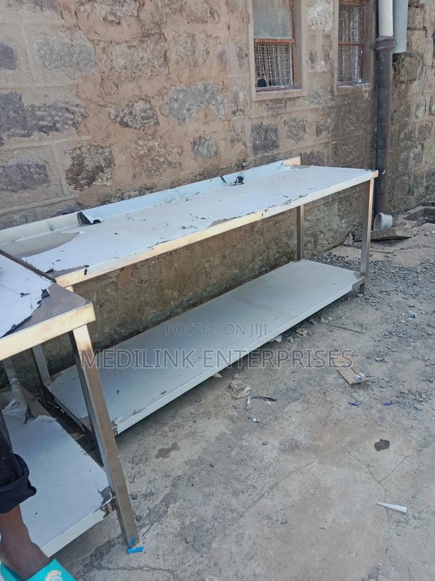 Stainless Commercial Working Table 7*2ft - thumbnail 2