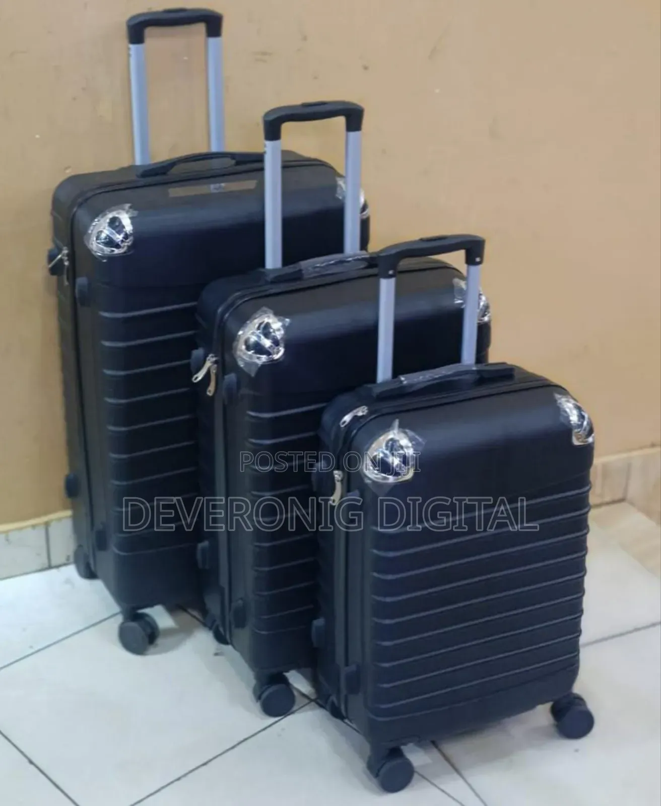 3 in 1 Luxurious Fibre Suitcases