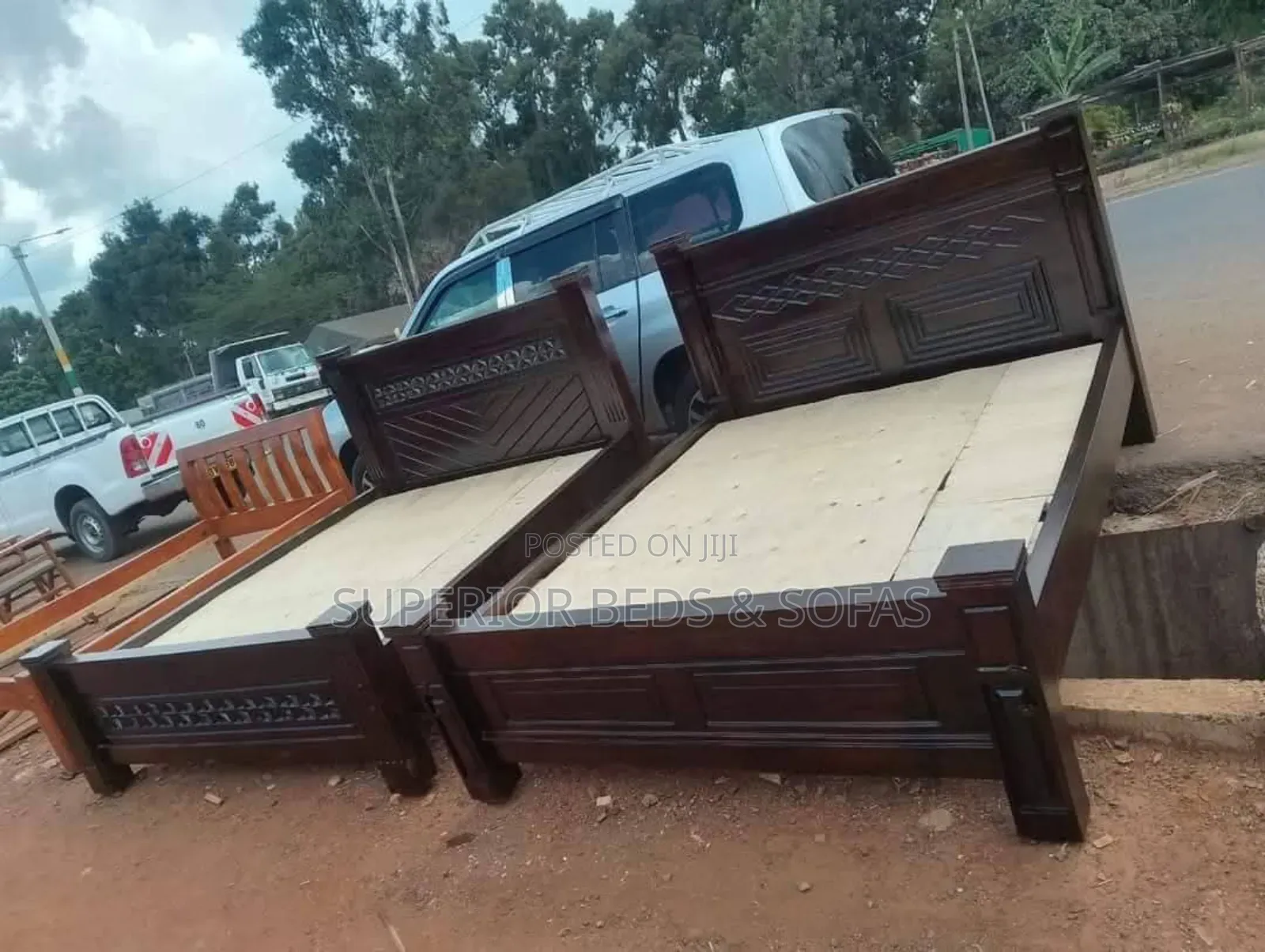 Dark Wooden Bed Size 5 by 6
