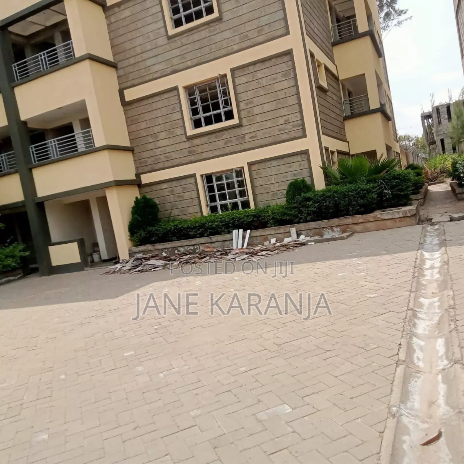 10bdrm Block of Flats in Utawala for sale