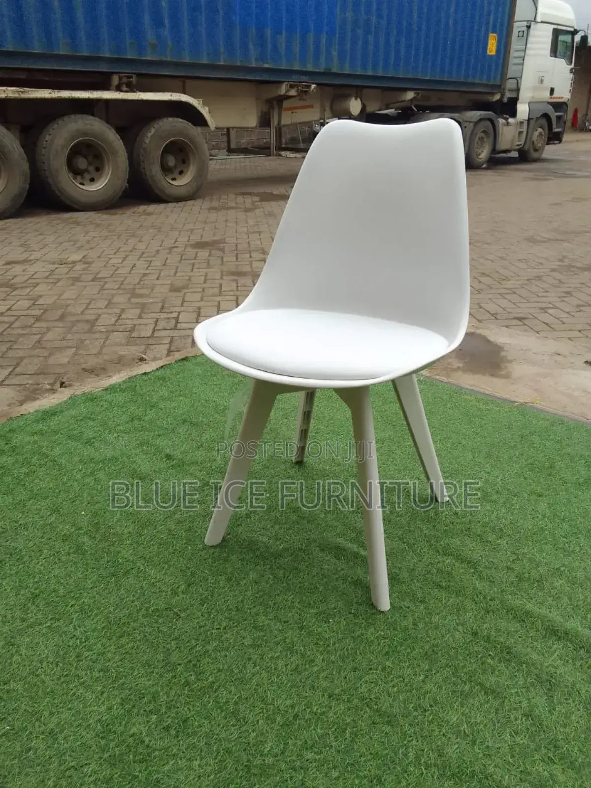 Imported Padded Eames Chair