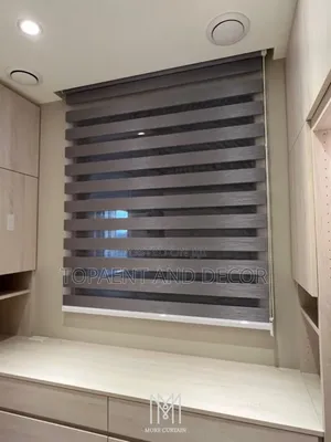Official Looks Horizontal Blinds