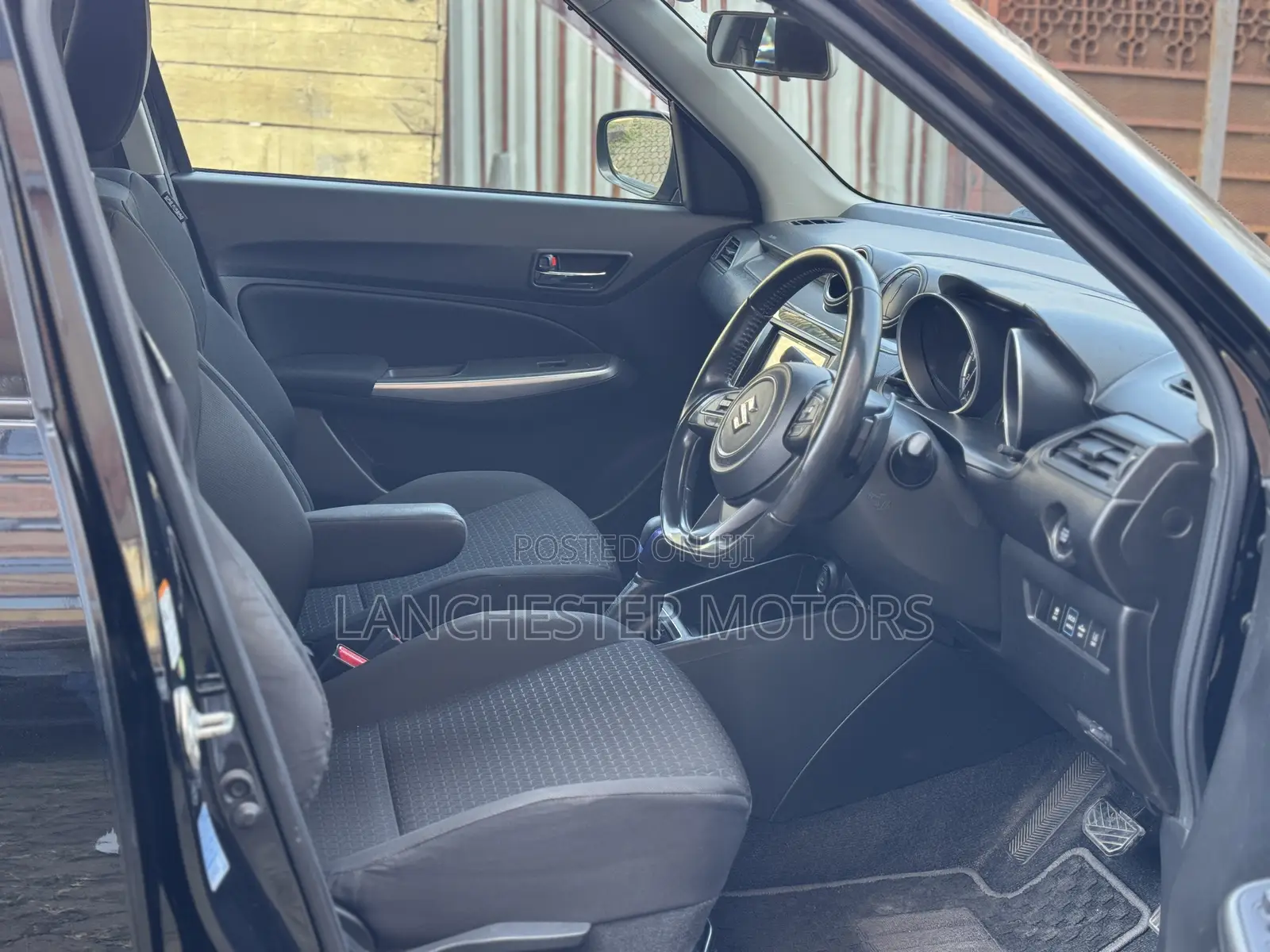 Suzuki Swift 2018 Black