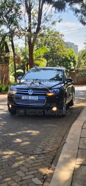 Volkswagen Touareg TDI Executive 2013 Black