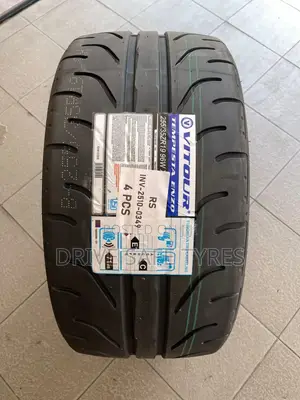 255/35 R19 Brand New Vitour Tyre