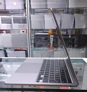 Laptop Apple MacBook Pro 2020 16GB Intel Core I7 SSD 1T