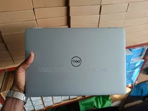 Laptop Dell Latitude 5320 16GB Intel Core I7 SSD 256GB
