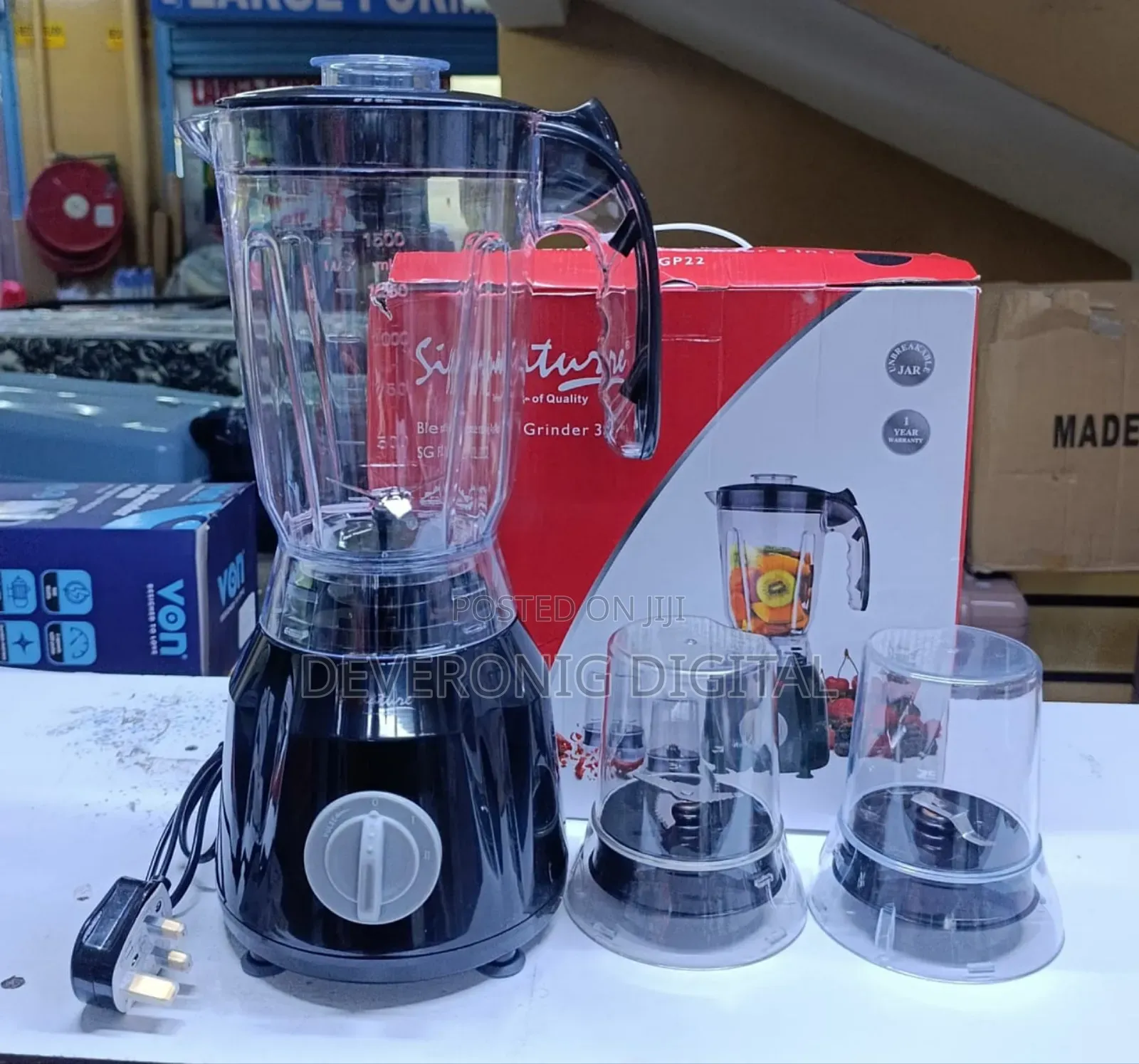 Signature Blender 3 in 1
Electric Blender
