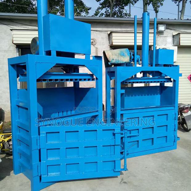 Hydraulic Baler Machine | Heavy-Duty Waste Recycling Compactor - main view