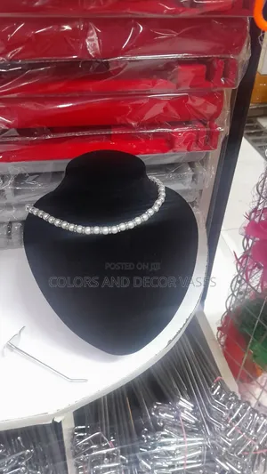 Black Necklace Holder Small