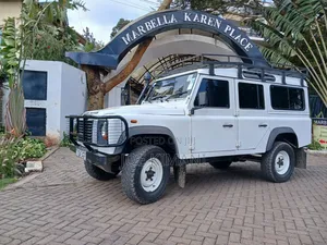Land Rover Defender 2014 White