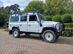 Land Rover Defender 2014 White