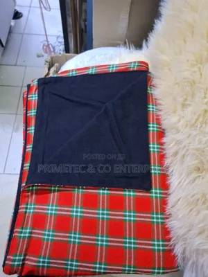 Maasai Shuka With Fleece Blanket