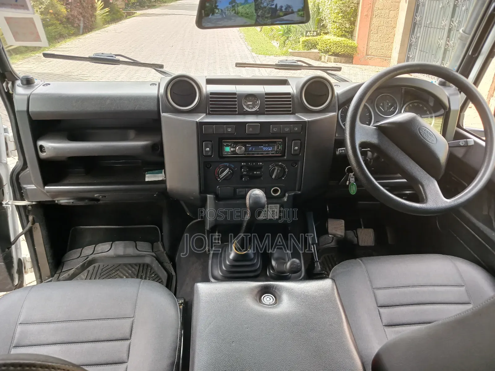 Land Rover Defender 2014 White