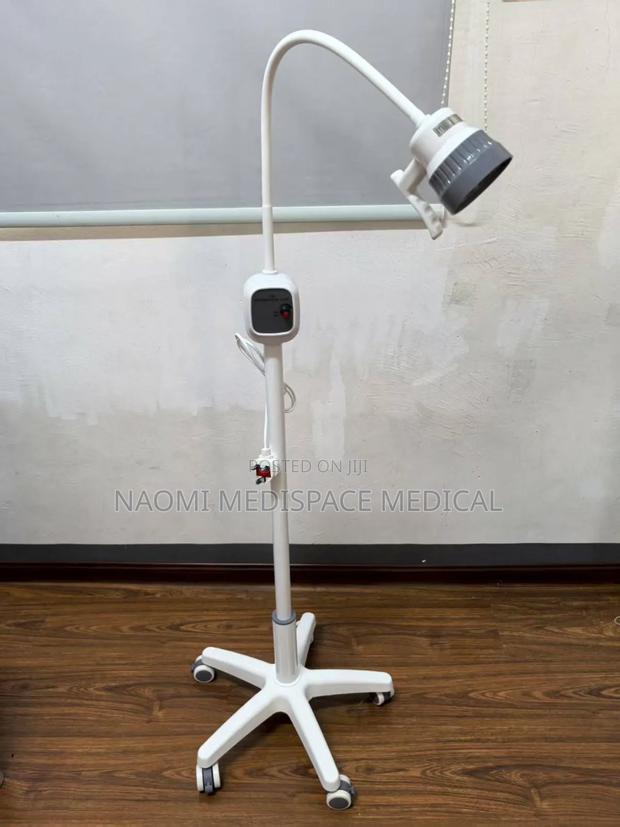 New Adjustable Examination Light - main view