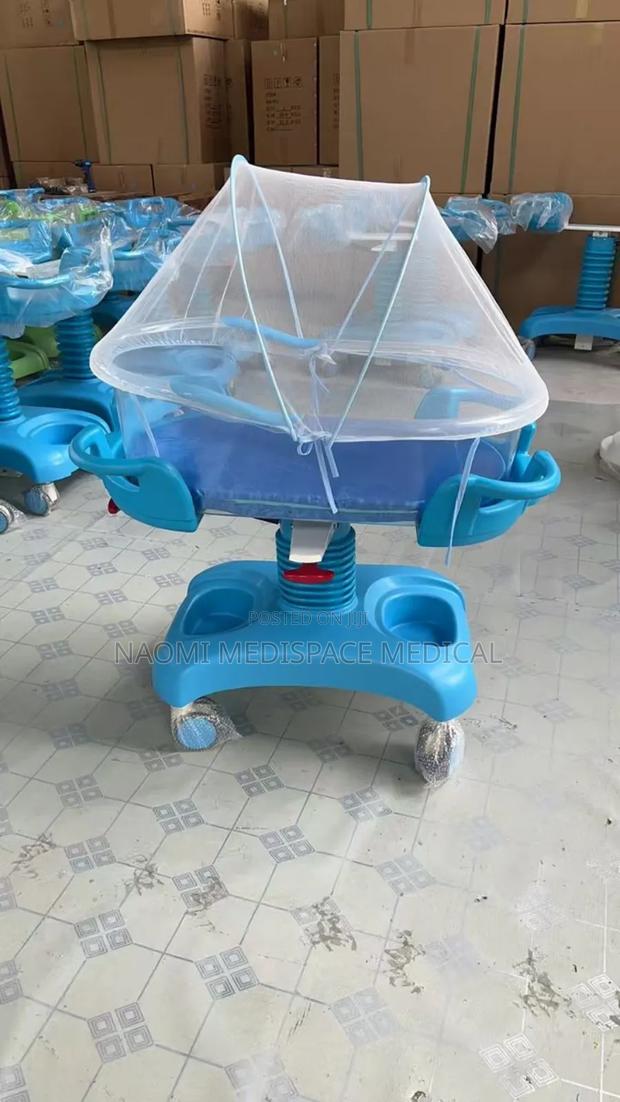 Hospital Baby Bassinet