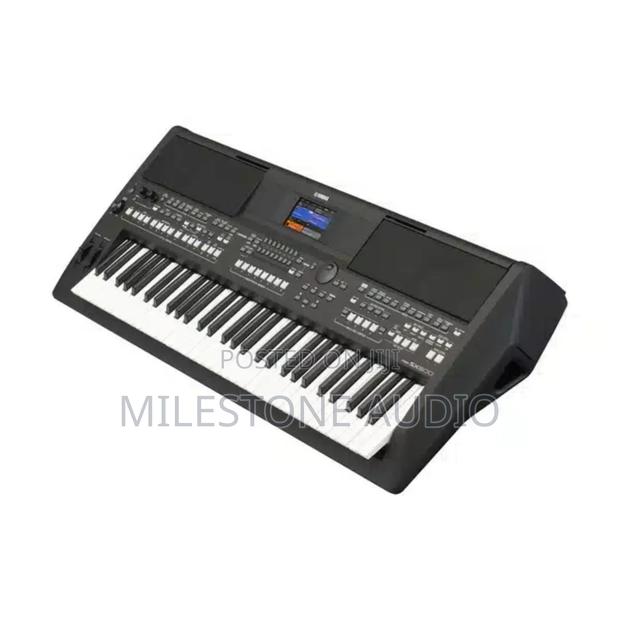 Yamaha PSR Sx600 Keyboard