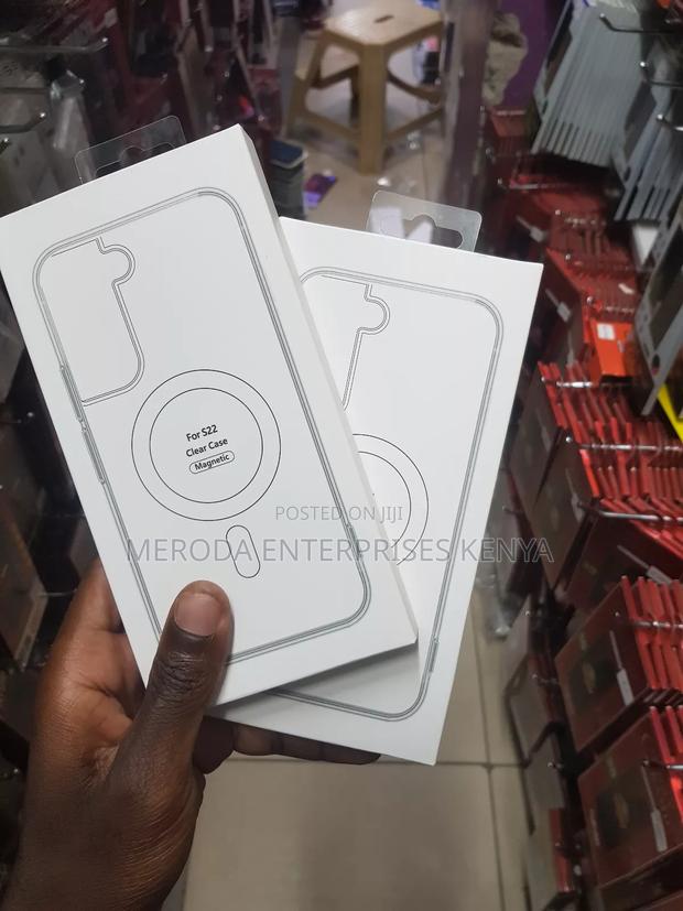 Samsung S22 Clear Magsafe Cases - main view